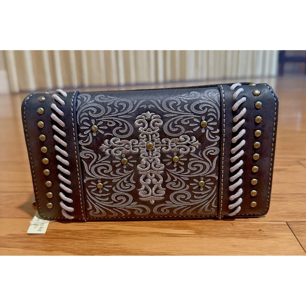 NWT Montana West Black Gray Cross Wallet NWT Crass Studded Western Coin Zipper *